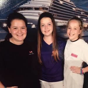 Meet your Posher, Kayla